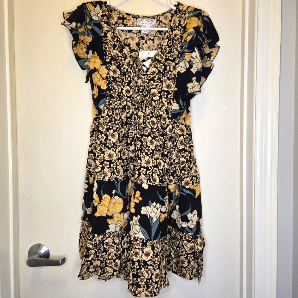 Nwt Band of the Free floral dress XS